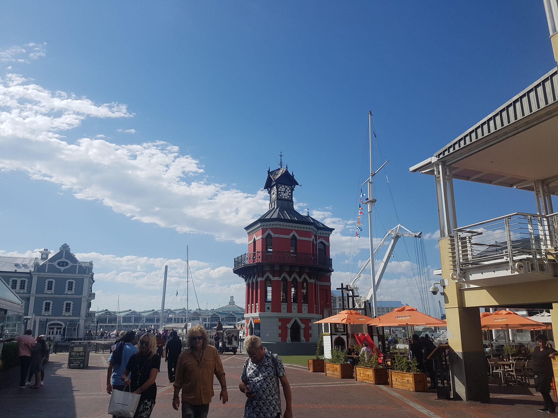 Along the V&A — boats in the harbour, people moving, the mountain watching all of it from above