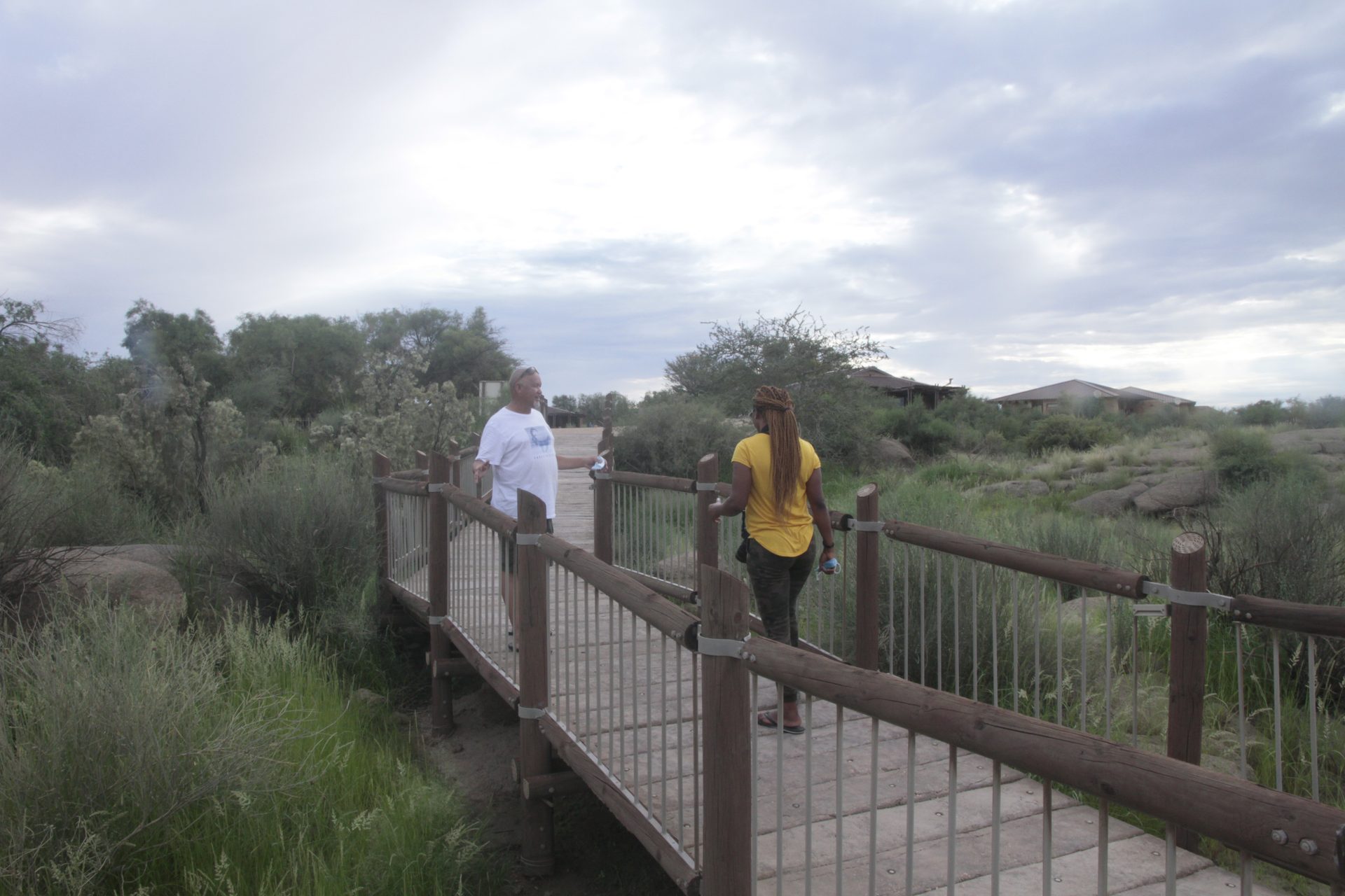 Around the fire at Augrabies — the Northern Cape evening doing what Northern Cape evenings do