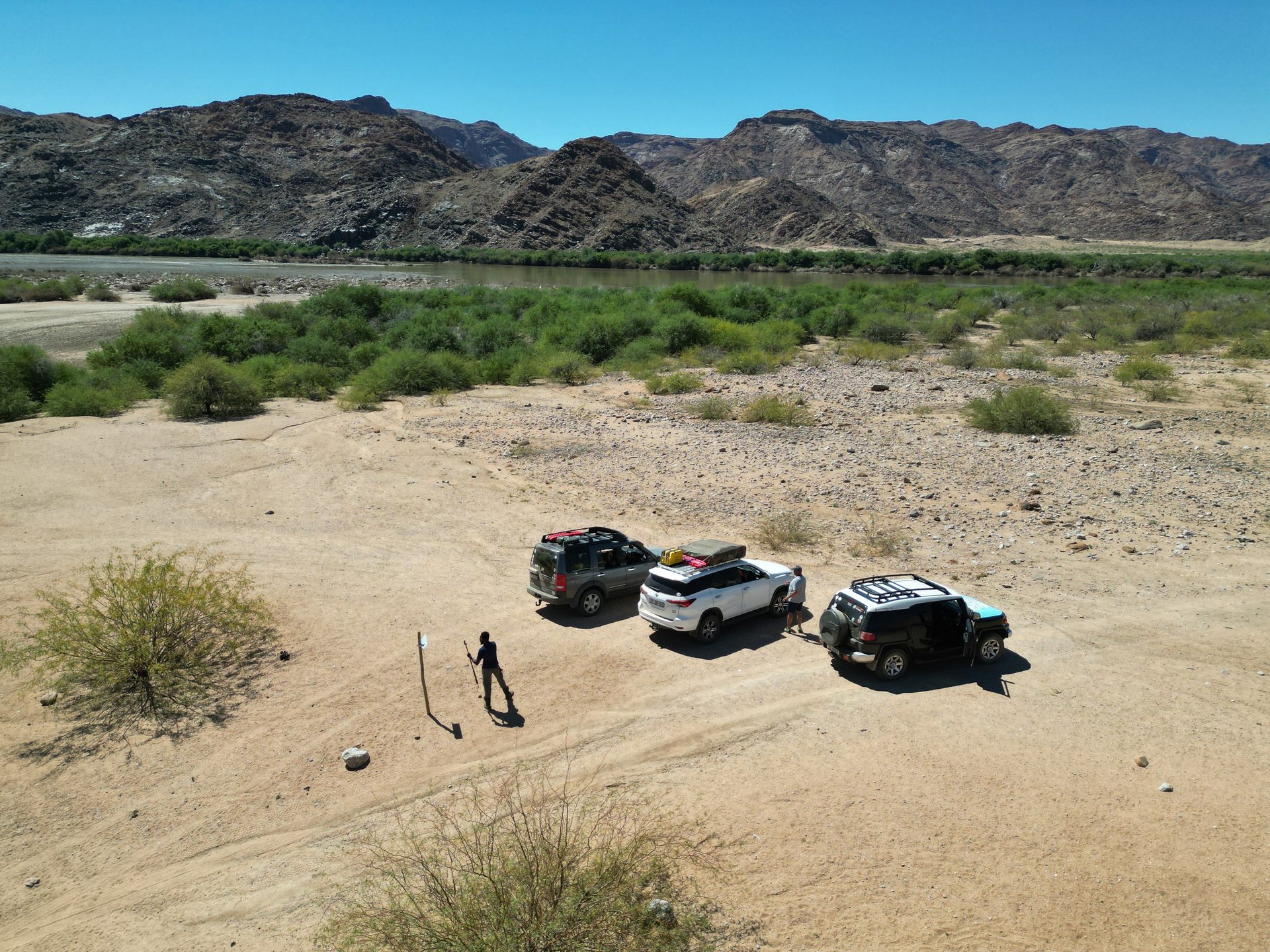 The group finding a riverside stop beside the Orange River
