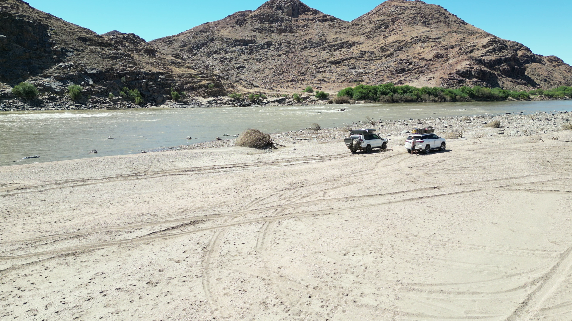 The Orange River below the rugged valley walls