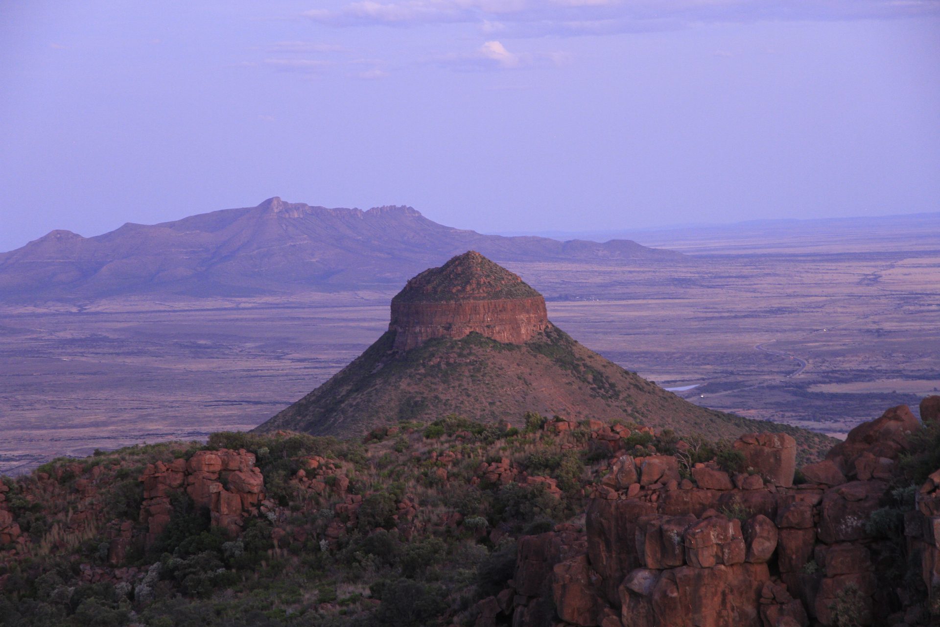 Karoo hills and open plains beyond the Valley of Desolation