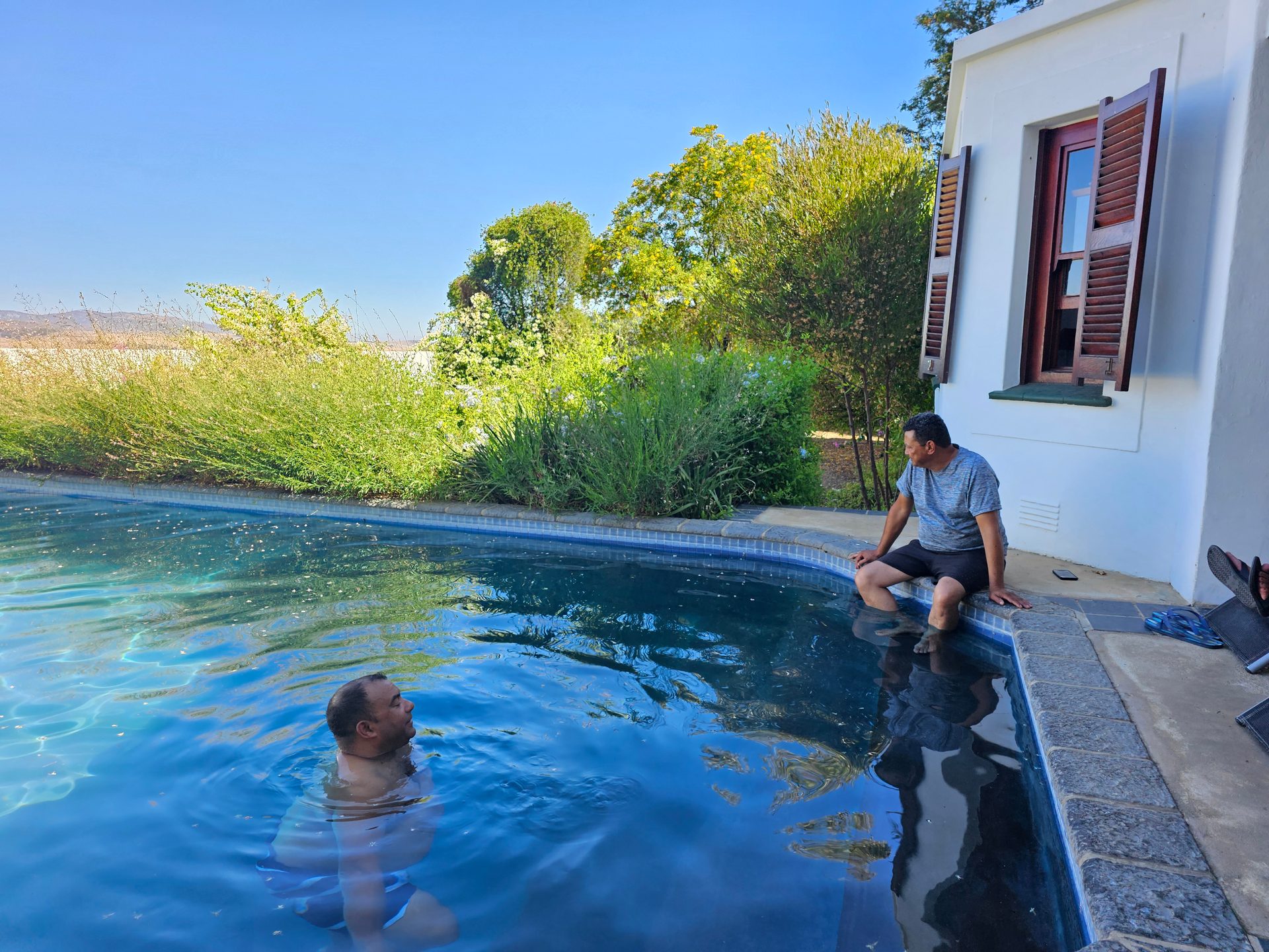 An easy afternoon at Abbots Hill Farm