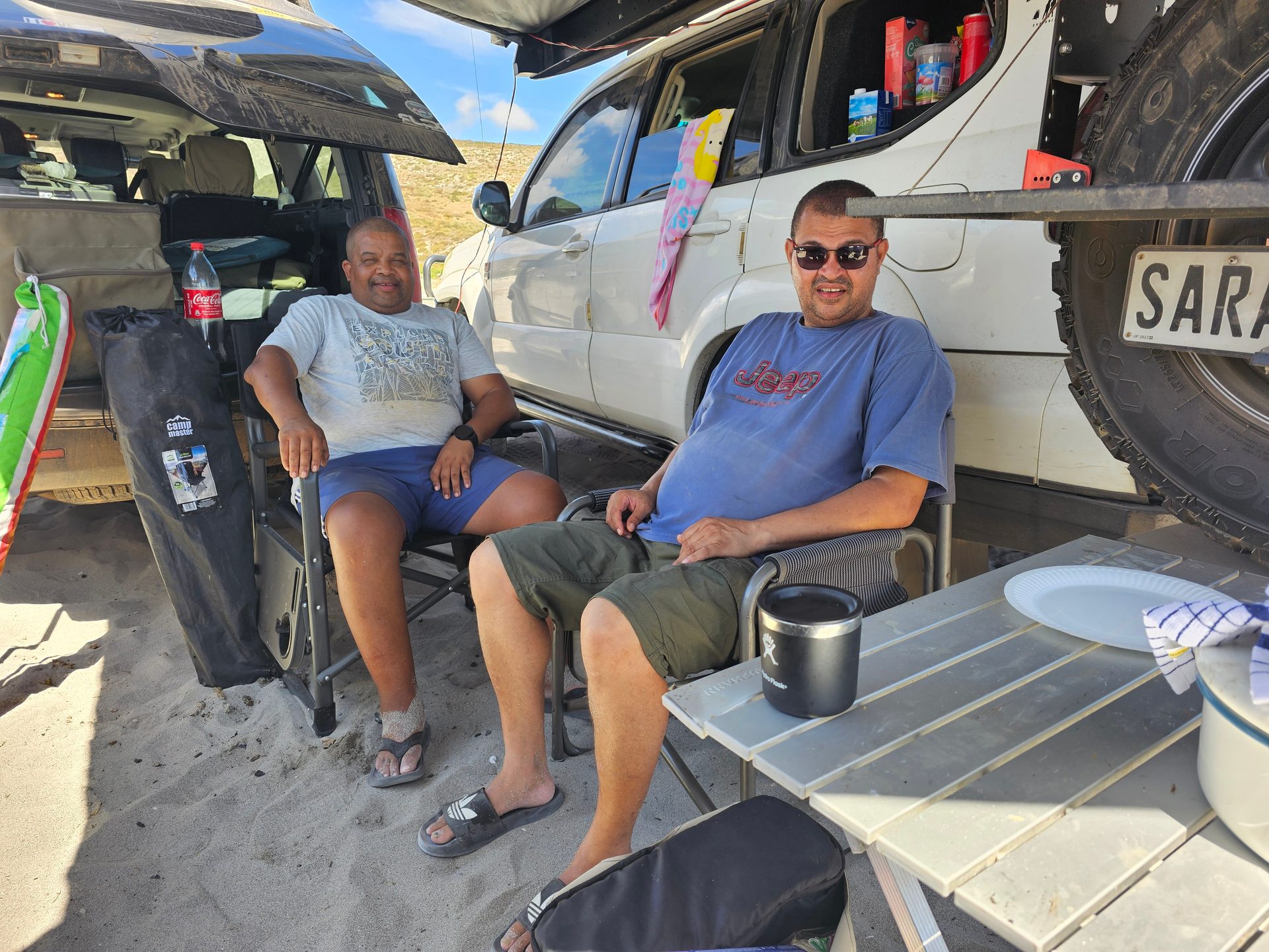 A relaxed afternoon at the water’s edge